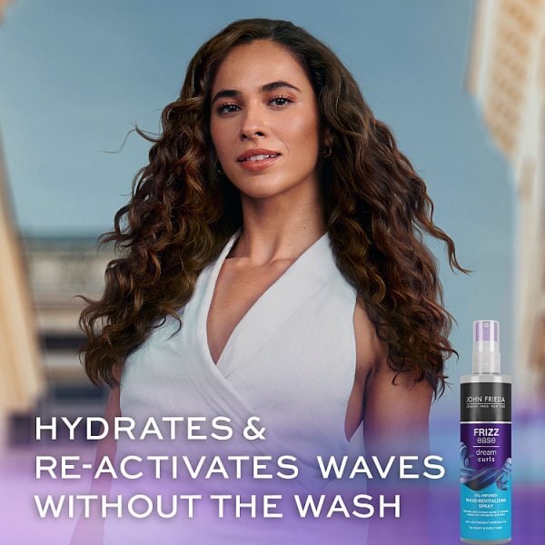 John Frieda Frizz Ease Dream Curls Wave Revitalising Spray 150ml