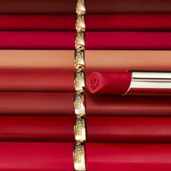 L'Oréal Paris Color Riche Volume Matte Lipstick 300 Rouge Confident