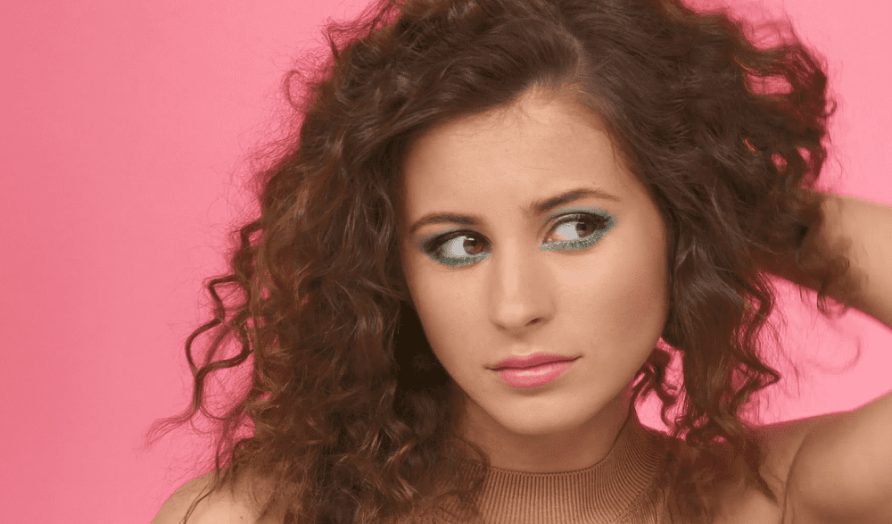 Modern 80s spiral curl step 5