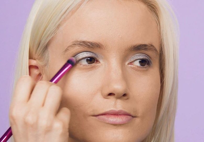 Makeup for Ash Blonde Hair